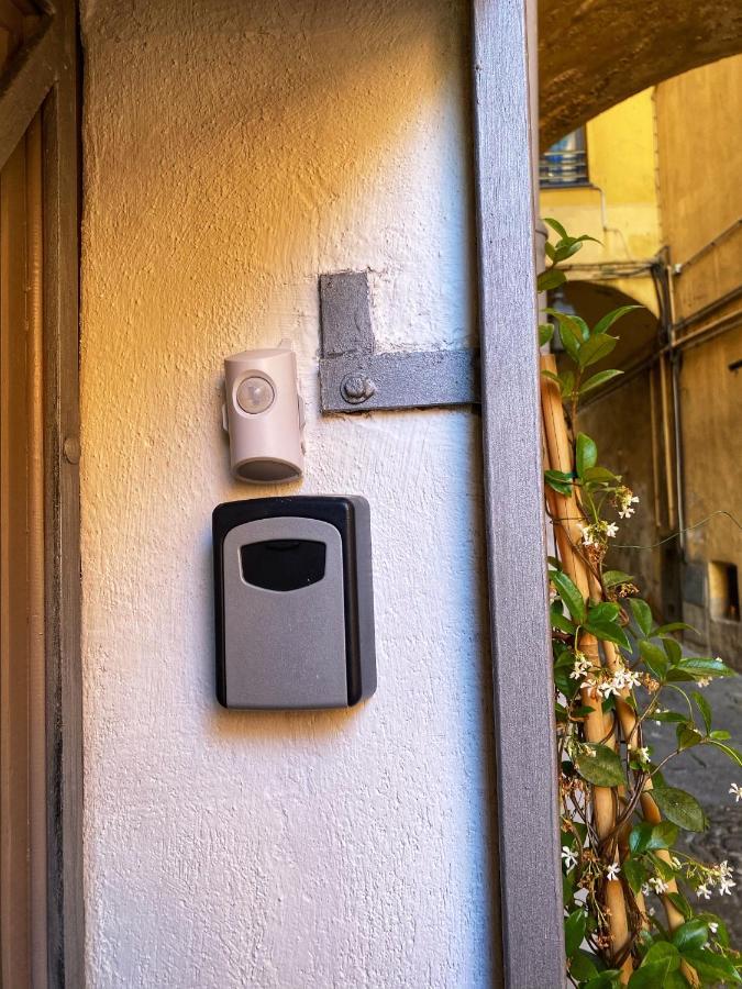 Ferienwohnung Omarea - Imperia Exterior foto